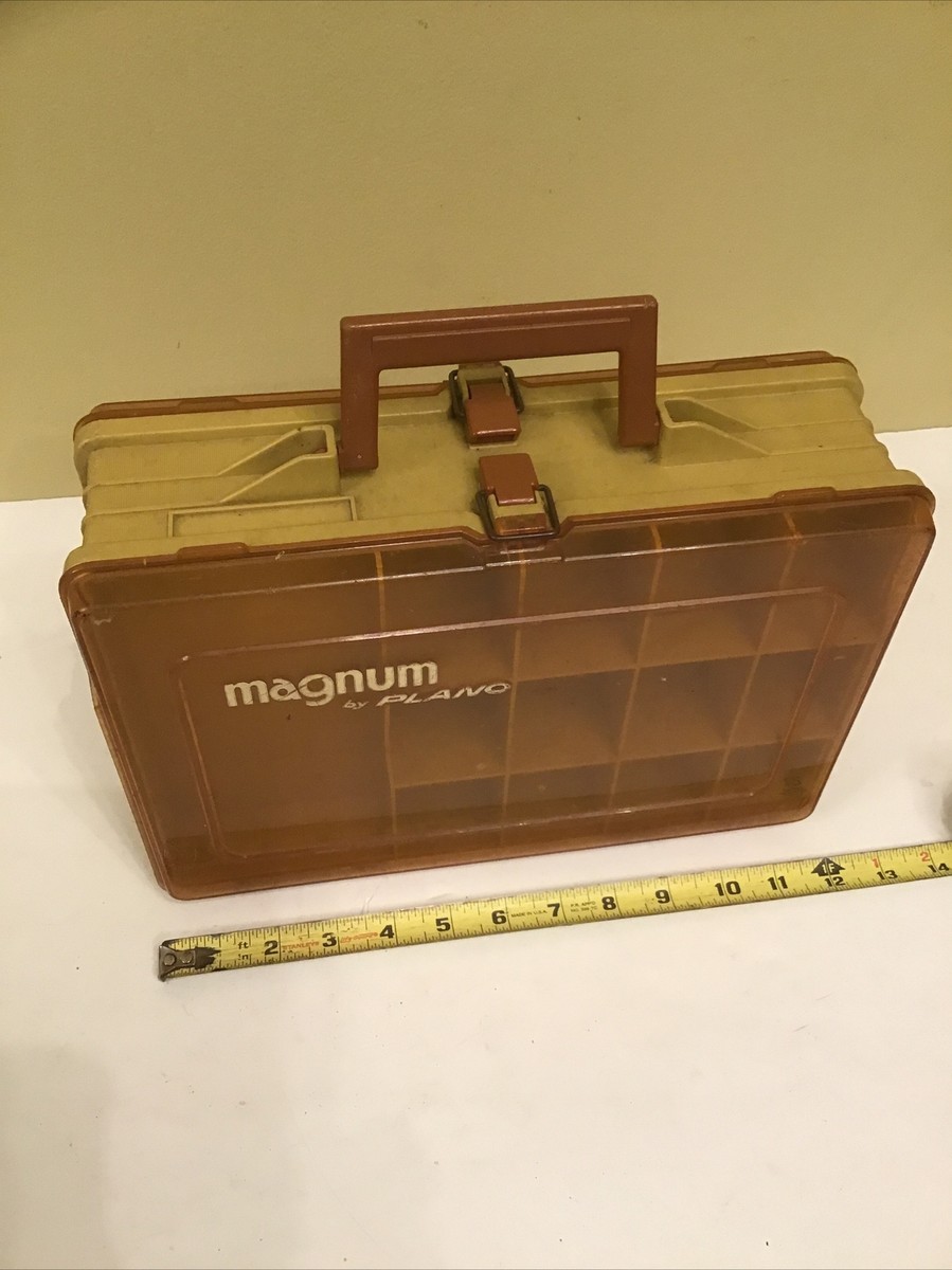 Boîte De Pêche Plano Mini Magnum 3213 Vintage – Avec Matériel Et Leurres