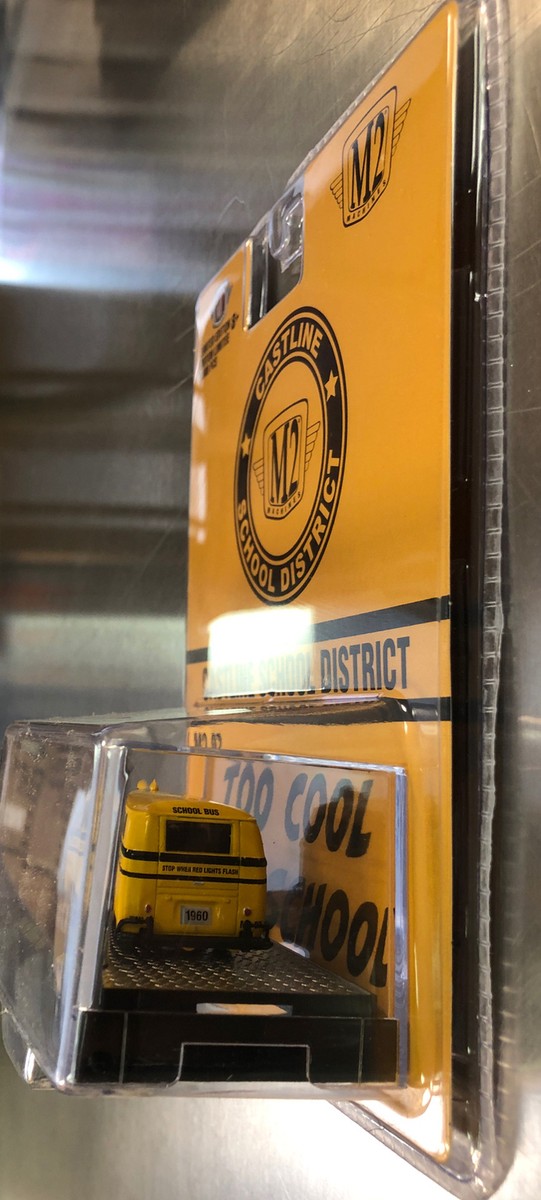 M2 MACHINES 1960 VW DELIVERY VAN CASTLINE SCHOOL BUS
