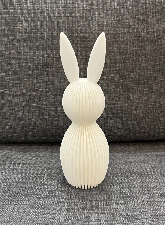 Decoración de Pascua - Conejo de Pascua de plástico moderno - varios colores y tamaños Foto 2 de 4