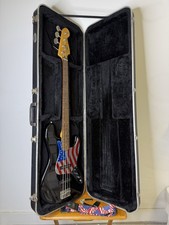 Squier by Fender Jazz Bass USA Flag Graphic Made in Korea Hard Case Extras