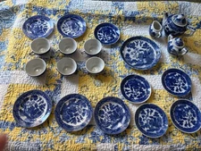VTG Blue Willow Child’s Miniature Tea Set Made in Japan 1950's - 22 PCs