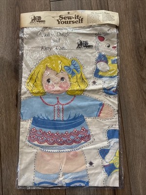 NEW Vintage 1978 Dolly Dingle & Kitty Dolls Printed Cloth Panel Toy Works Inc.