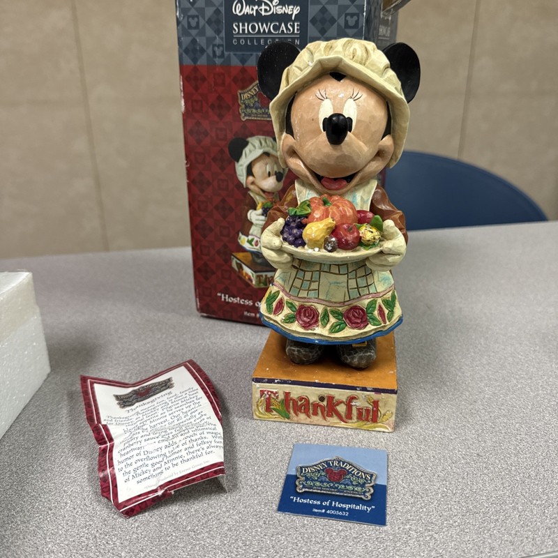 Jim Shore Disney Minnie Mouse Hostess of Hospitality Figurine 8" 2006
