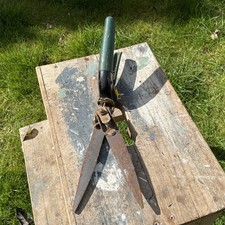 Vintage Antique Garden Farm Shear Tool