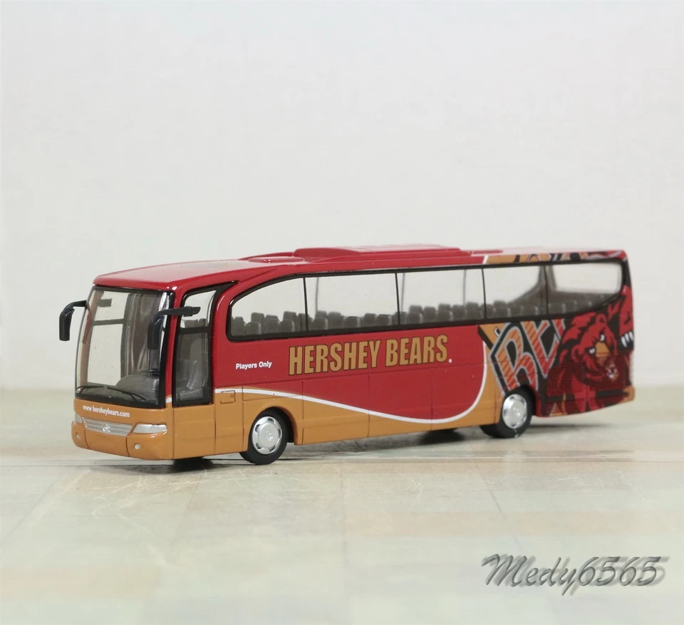 Realtoy Hershey Bears Bus DieCast "VERY RARE" 1/87 - Image 2 of 3