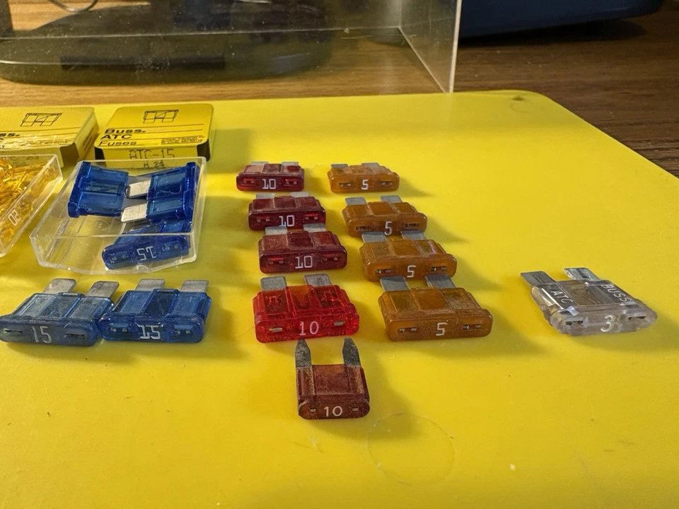 35 BUSS ATC FUSES 3A-30A NEW NEVER USED OPEN PACKAGE LOT-35 - Image 3 of 4