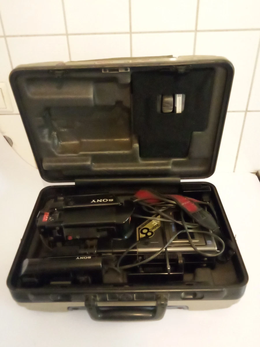 Sony CCD-V8AF-E Video8 Cámara de vídeo con paquete de accesorios 1986