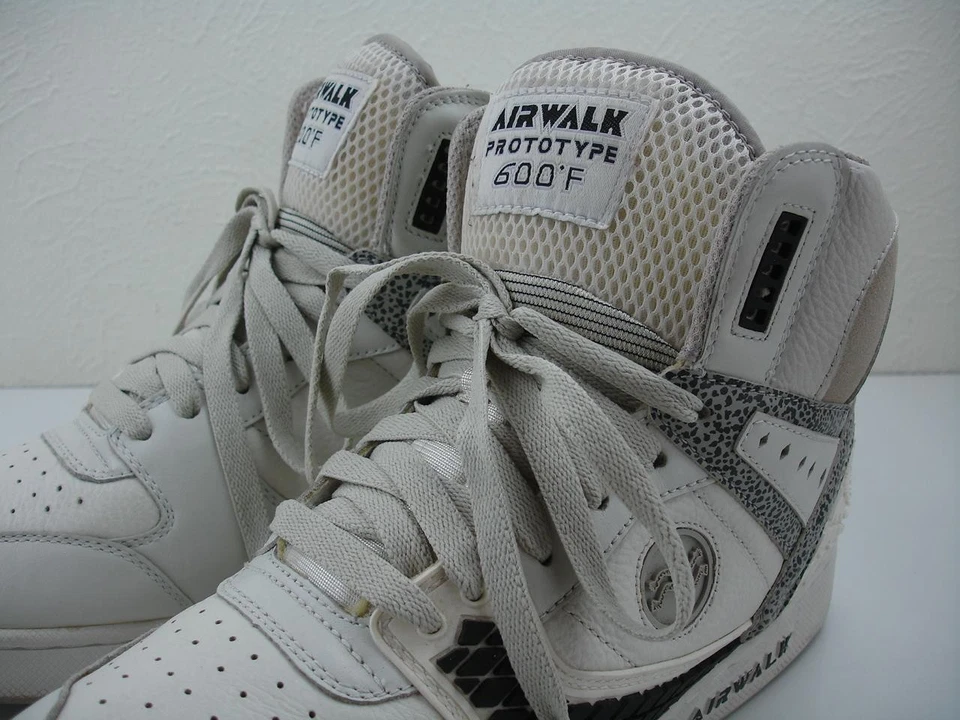 Zapatos de skate para hombre 13 M AIRWALK Prototype 600 F de caña alta de cuero blanco negro Foto 4 de 4