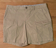OLD NAVY EVERYDAY KHAKI CHINO SHORTS - WOMEN'S SIZE 10