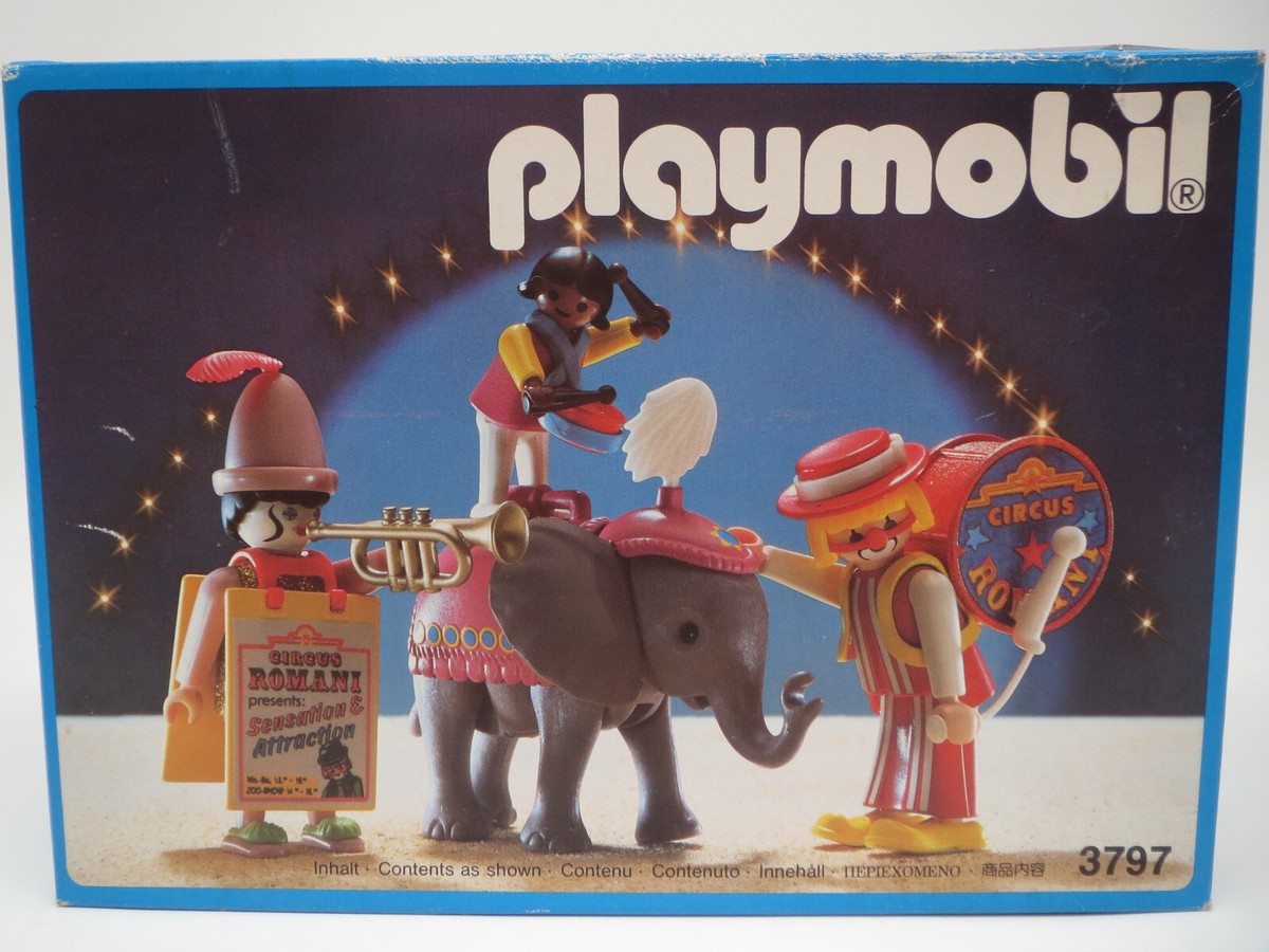 洋書 30 Jahre playmobil & der Weltgeschichte 30 Jahre Playmobil / Felicitas Bachmann Bachmann, Felicitas