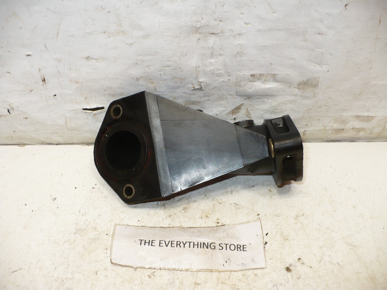 BRIGGS AND STRATTON #31P777 0299 E1 ENGINE INTAKE MANIFOLD IN USED ...
