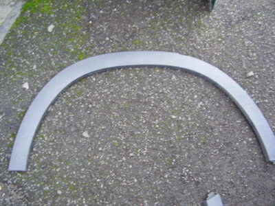 ORIGINAL MERCEDES GLA X156 OS BOGENVERKLEIDUNG HINTEN RECHTS A1568851200 RH