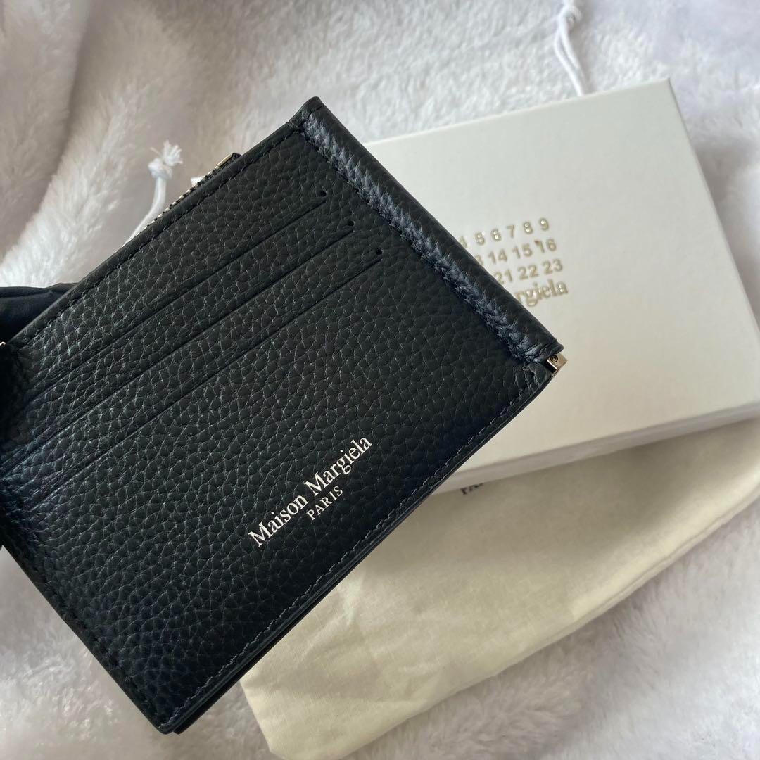 花ゆう様 Martin Margiela | 50 Pound Coin Wal Maison Martin Margiela, S/S 2008 50 Pound Bifold Wallet - LA