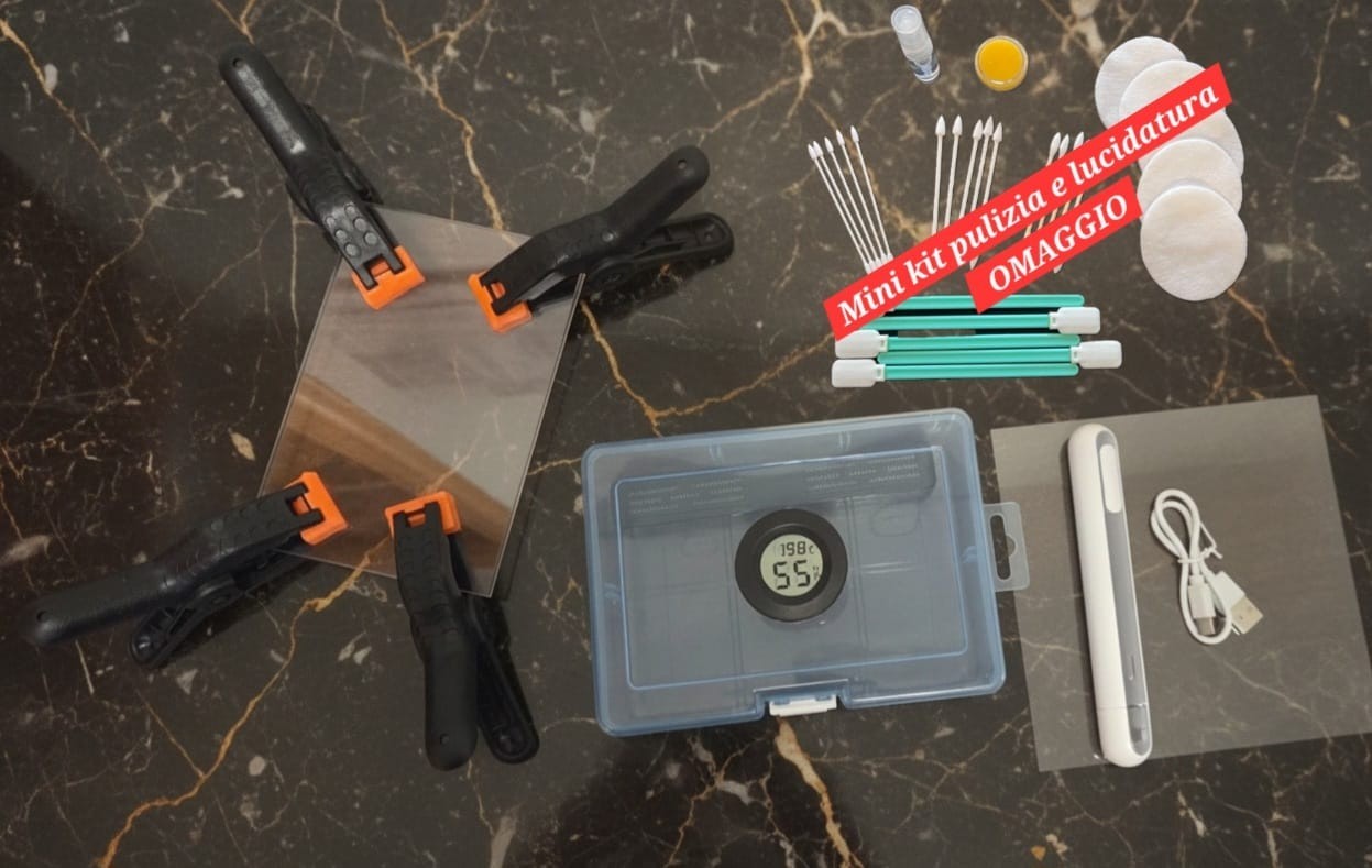 Humidor e Kit per il Restauro Carte Collezionabili
