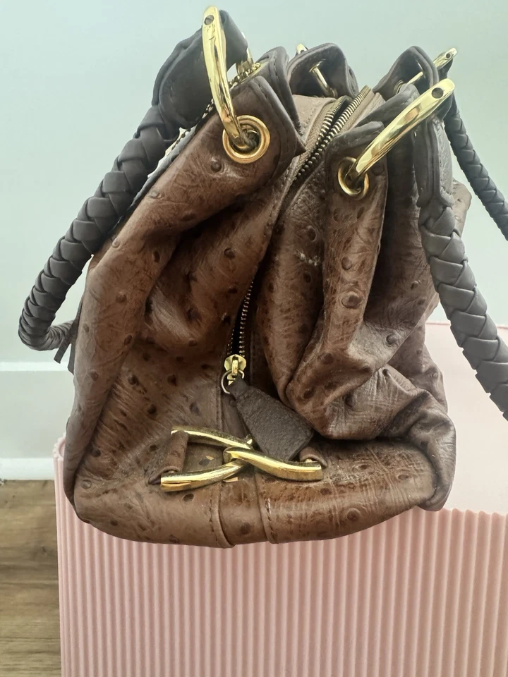 Isabella Adams Ostrich Embossed Leather Purse Hand Bag Shoulder Carry Tote - Image 2 of 4