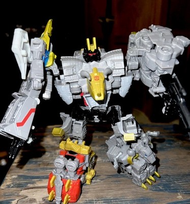 Hasbro Transformers Legacy Evolution Volcanicus Core Class Dinobots Combiner
