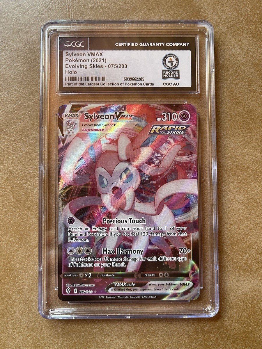 Sylveon VMAX - 075/203 SWSH07: Pokemon Evolving Skies Holo