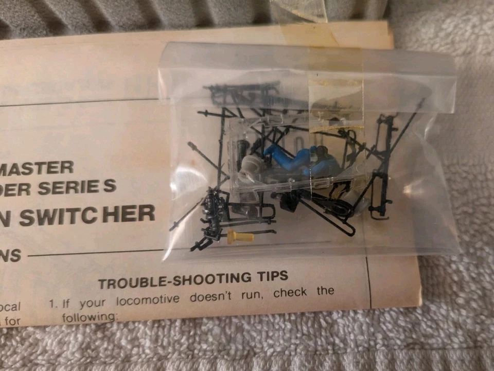 Bachmann Spectrum HO Undecorated GE 44 ton switcher #41-0808-D2 NIB - Image 3 of 4