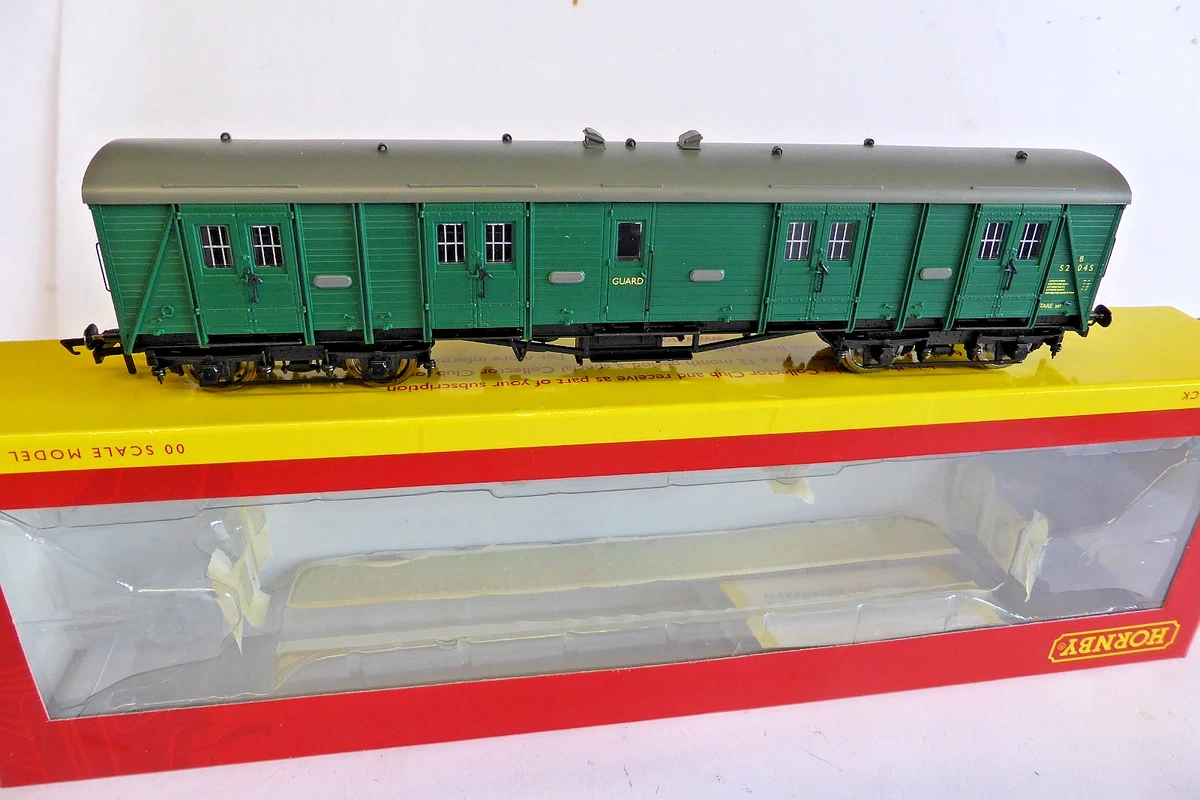 Hornby Southern Coach OO Gauge Model Railway Coaches for sale