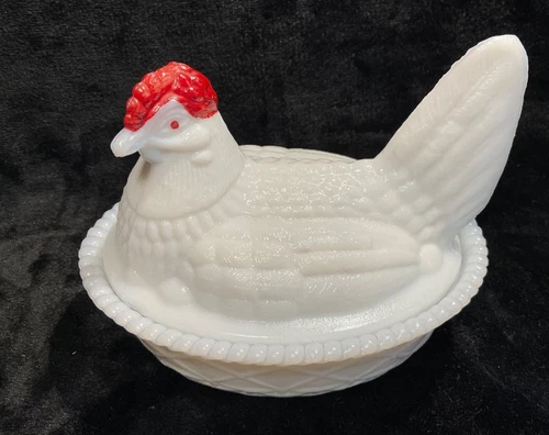 Vintage Westmoreland Hen On A Nest Covered Dish Milk Glass 5in Red Comb