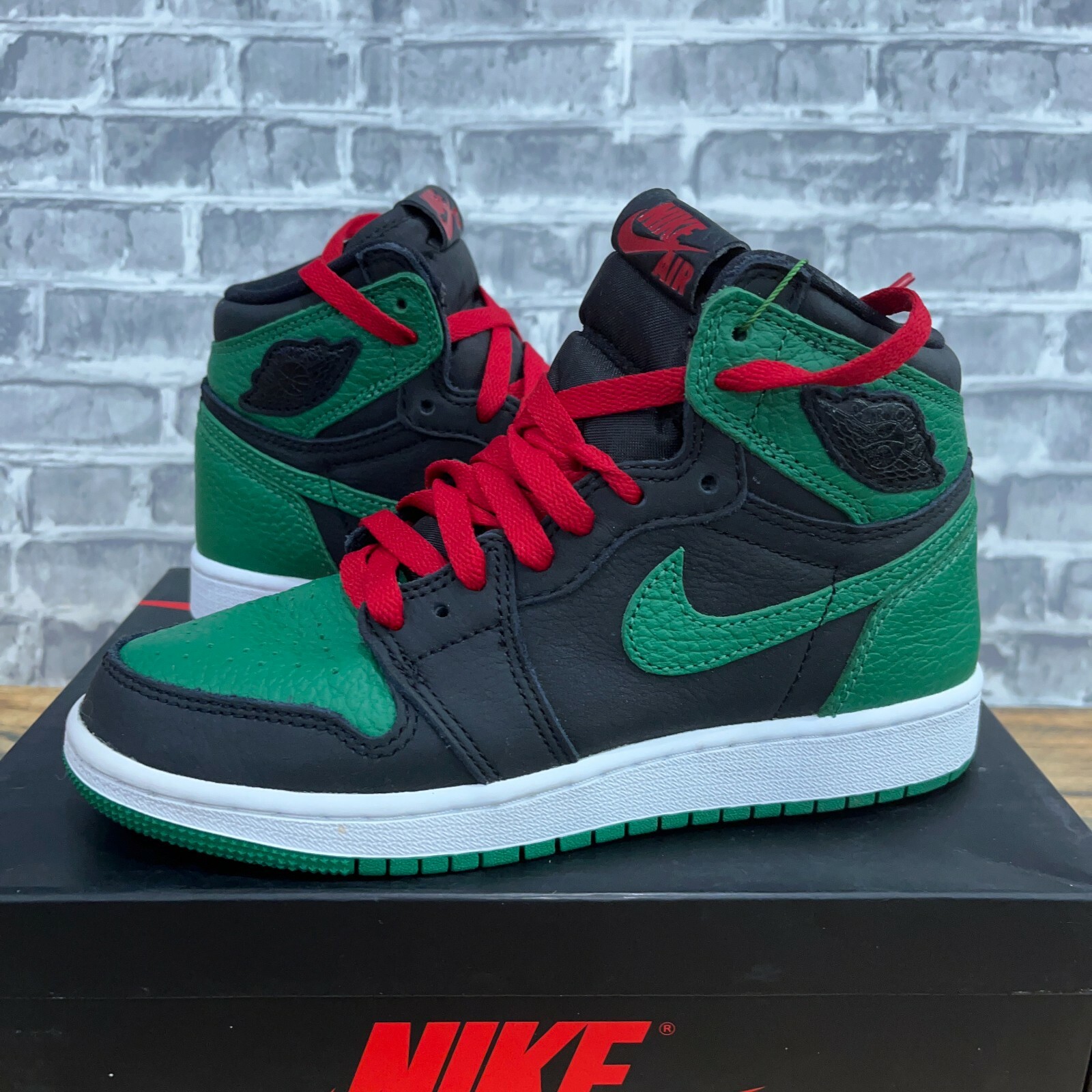 nike air jordan low 1 high og pine green