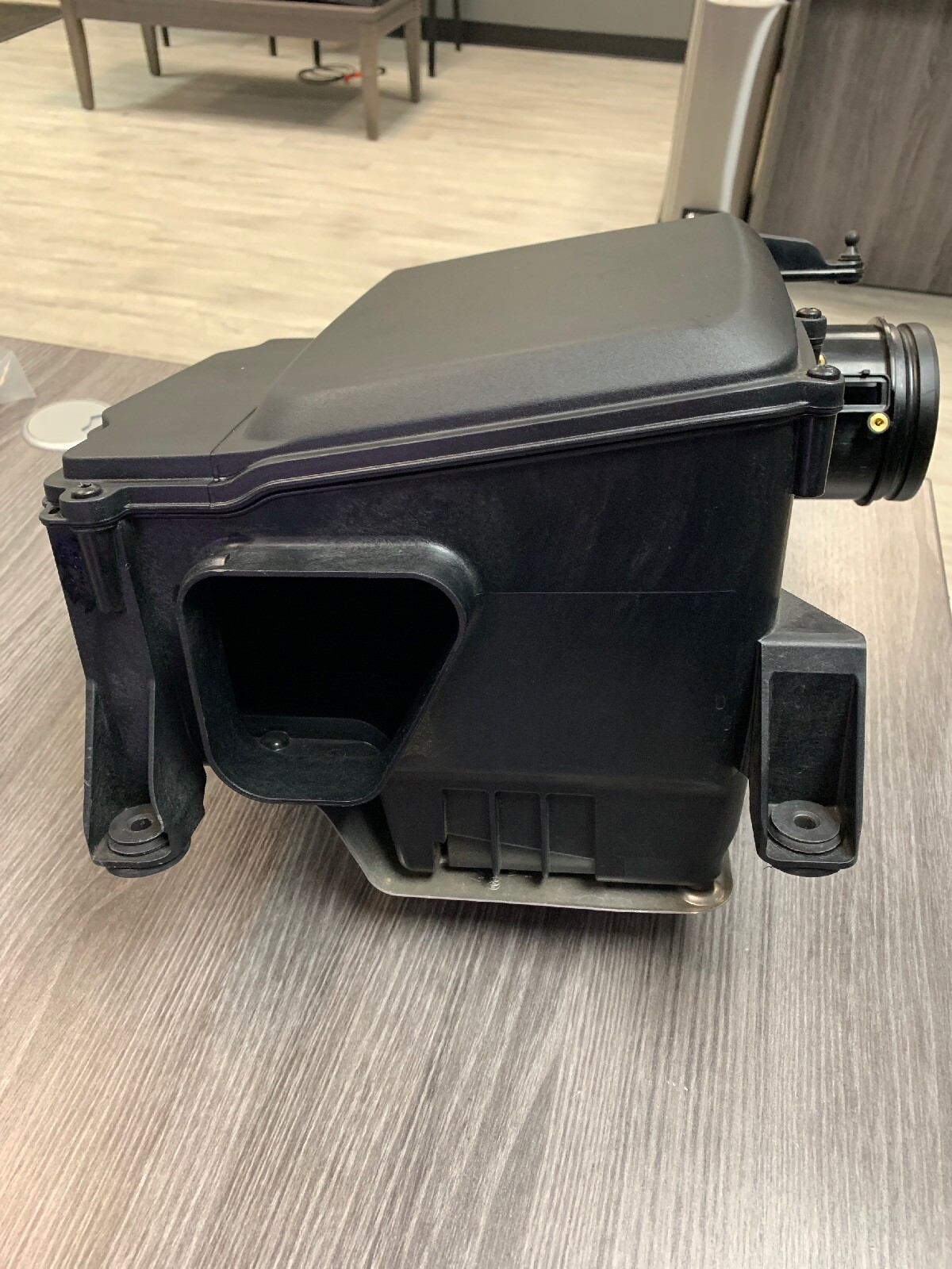 lamborghini huracan lp 610-4 Passenger Right Air Filter Intake Box 4S0133838K