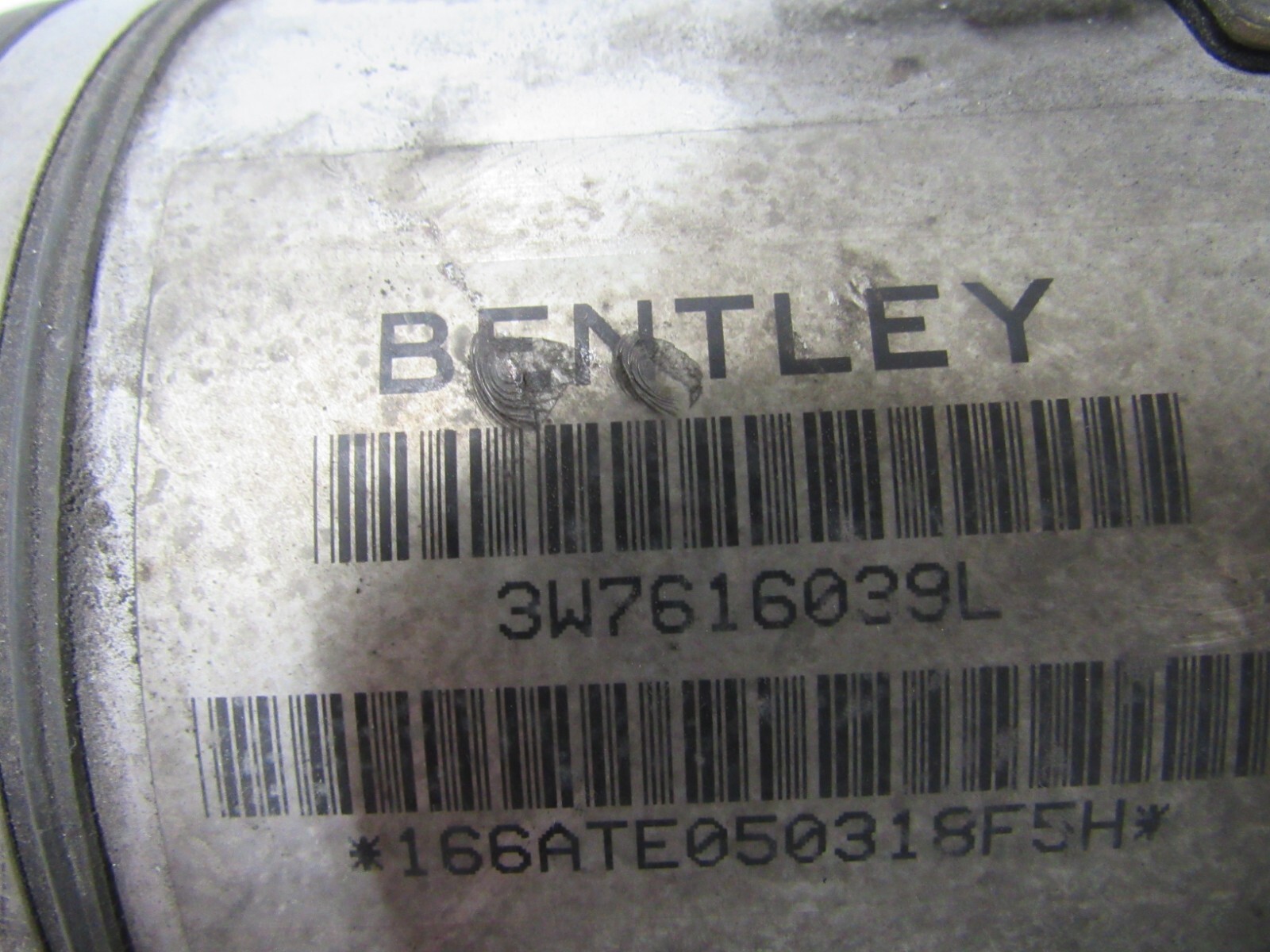 13 BENTLEY CONTINENTAL GTC GT V8 LEFT FRONT SHOCK AIR SUSPENSION STOCK OEM 6872