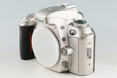 Nikon Us + AF Nikkor 28-80mm F/3.3-5.6 G + 70-300mm F/4-5.6 G Lens