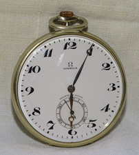 -JOLIE ANCIENNE MONTRE GOUSSET OMEGA  A REVISER NE FONCTIONNE
