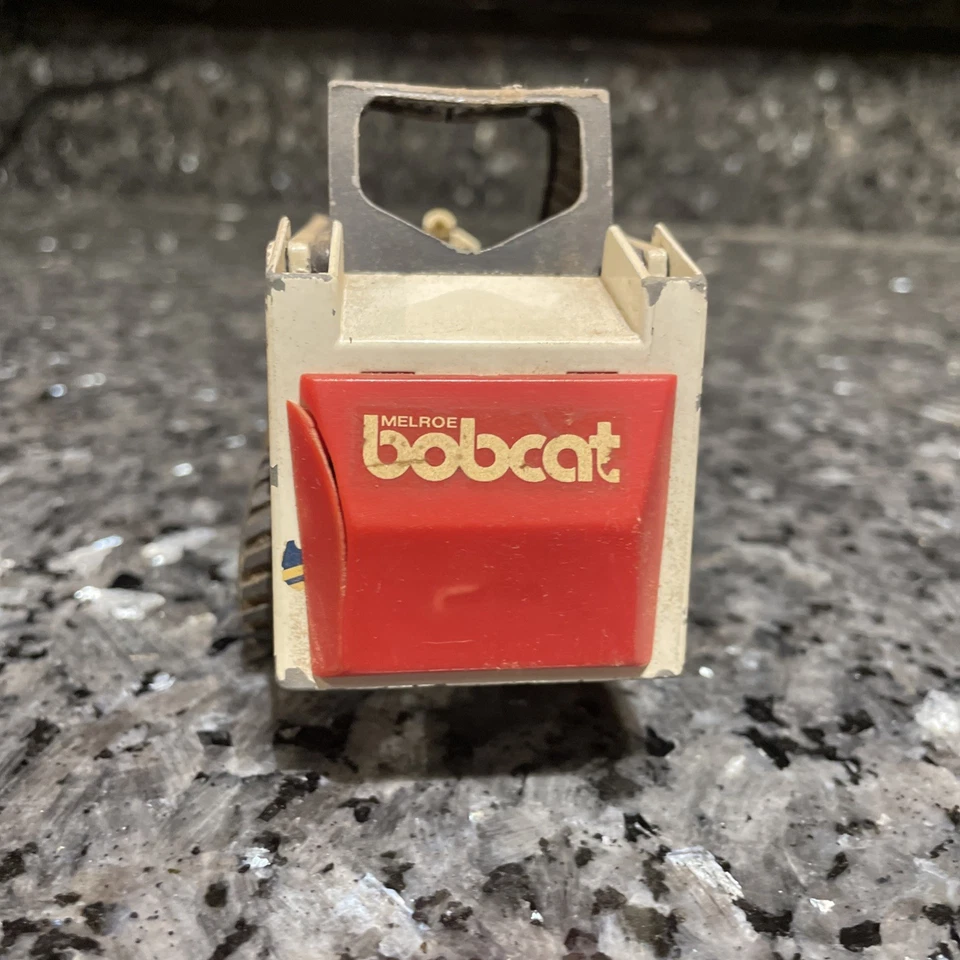 Vintage GAMA Clark Bobcat Skid steer Loader 9420 1/19. West Germany Damaged - Image 4 of 4