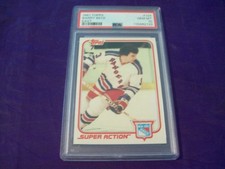 1981 TOPPS HOCKEY #124 BARRY BECK EAST PSA 10