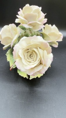 Porcelain flower sculpture titled 'Rose Bouquet' by Capodimonte