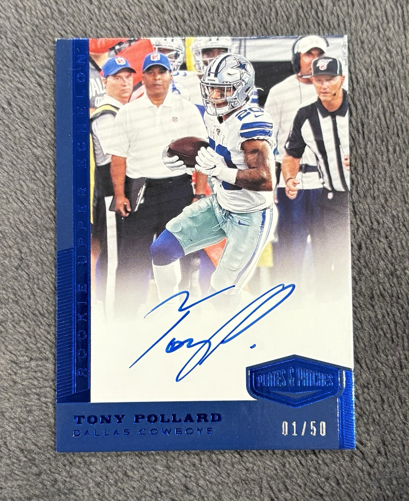 2019 Panini Plates & Patches Rookie Upper Echelon Auto 01/50 Tony Pollard RC