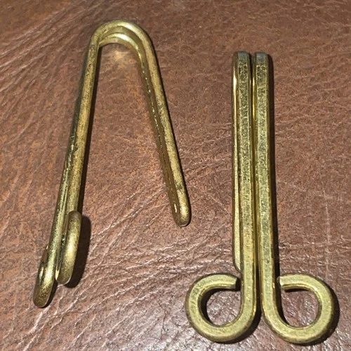LOT OF 2 GENUINE ORIGINAL WW2 MILITARY BRASS UNIFORM BELT HOOKS