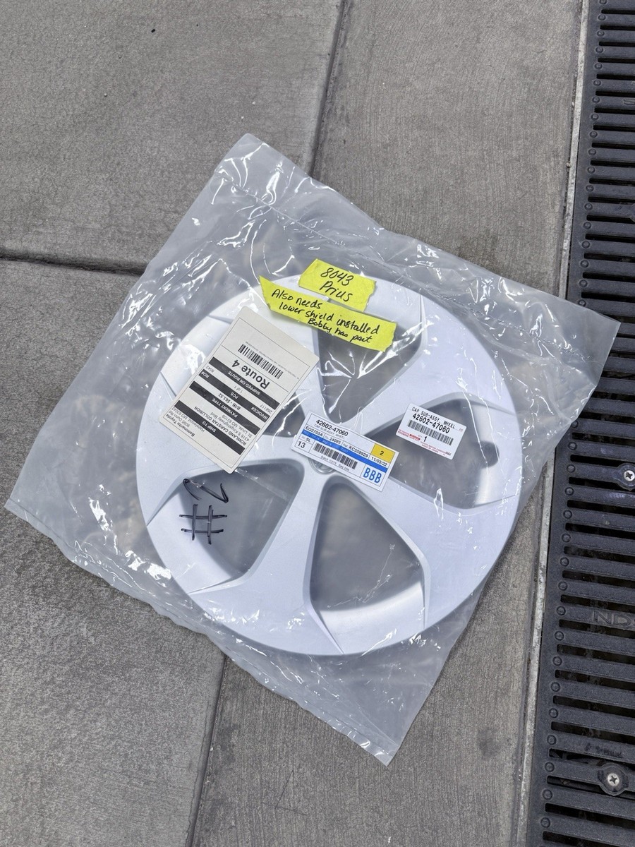 12-15 OEM Toyota Prius Hubcap - 4260247060 for sale online