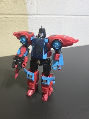 Transformers Legacy Deluxe  Class: Pointblank & Peacemaker