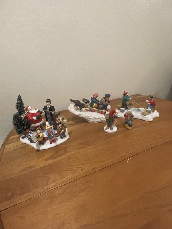 Christmas Snow village people sledding,fishing, carolers porcelain 1992 4”