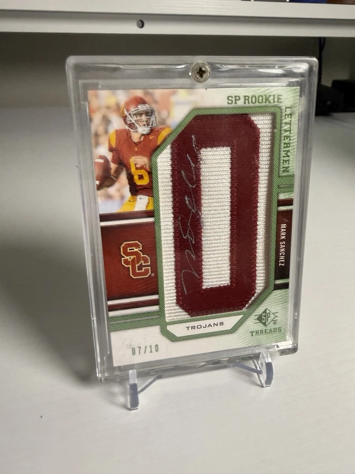 Mark Sanchez 2009 SP Threads Rookie Letterman Patch Rookie Auto SP /10 - Image 3 of 4