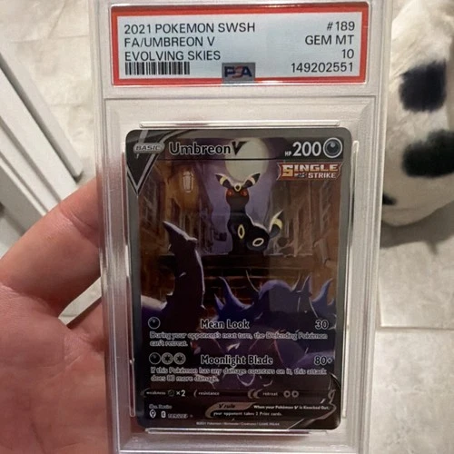 Pokémon TCG Umbreon V Alt Art Holo Evolving Skies 189/203 PSA 10