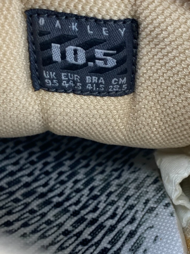 Туфли для гольфа мужские Oakley Athletic размер 10,5 коричневые белые перфорированная кожа - Изображение 3 из 4