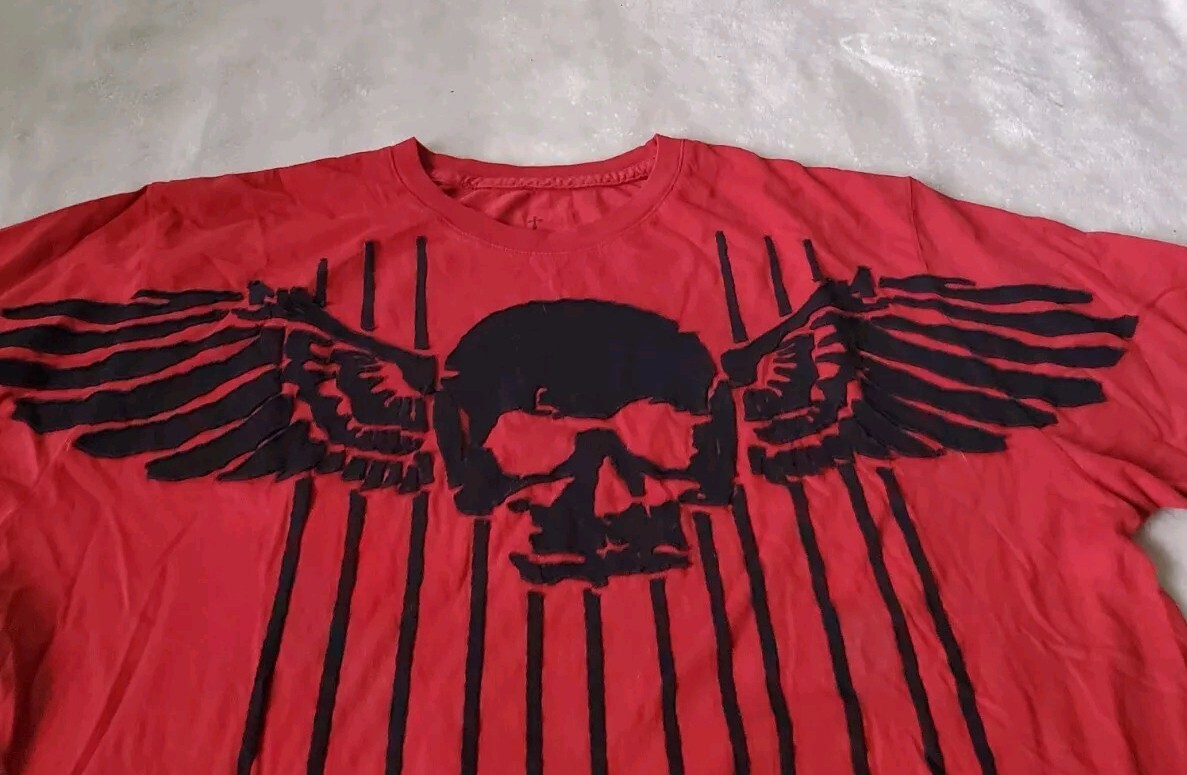 Affliction Winged Skull Appliqué Cut Series Red T Shirt Sz XL USA