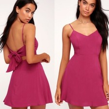 Lulus Chic A Boo Tie-Back Skater Dress in Magenta Size Small