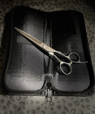 Professional Barber Shear, Smooth Stainless Steel With Fine Sharpening.