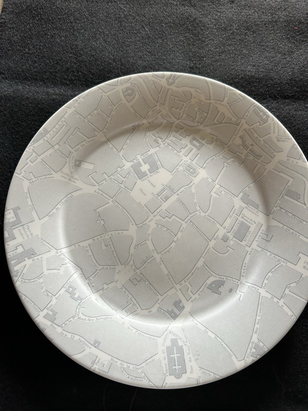 1999 SUPER RARE LTD PHILIP JOHNSON "SILVER CITIES" TABLE SETTING ORIG BOX