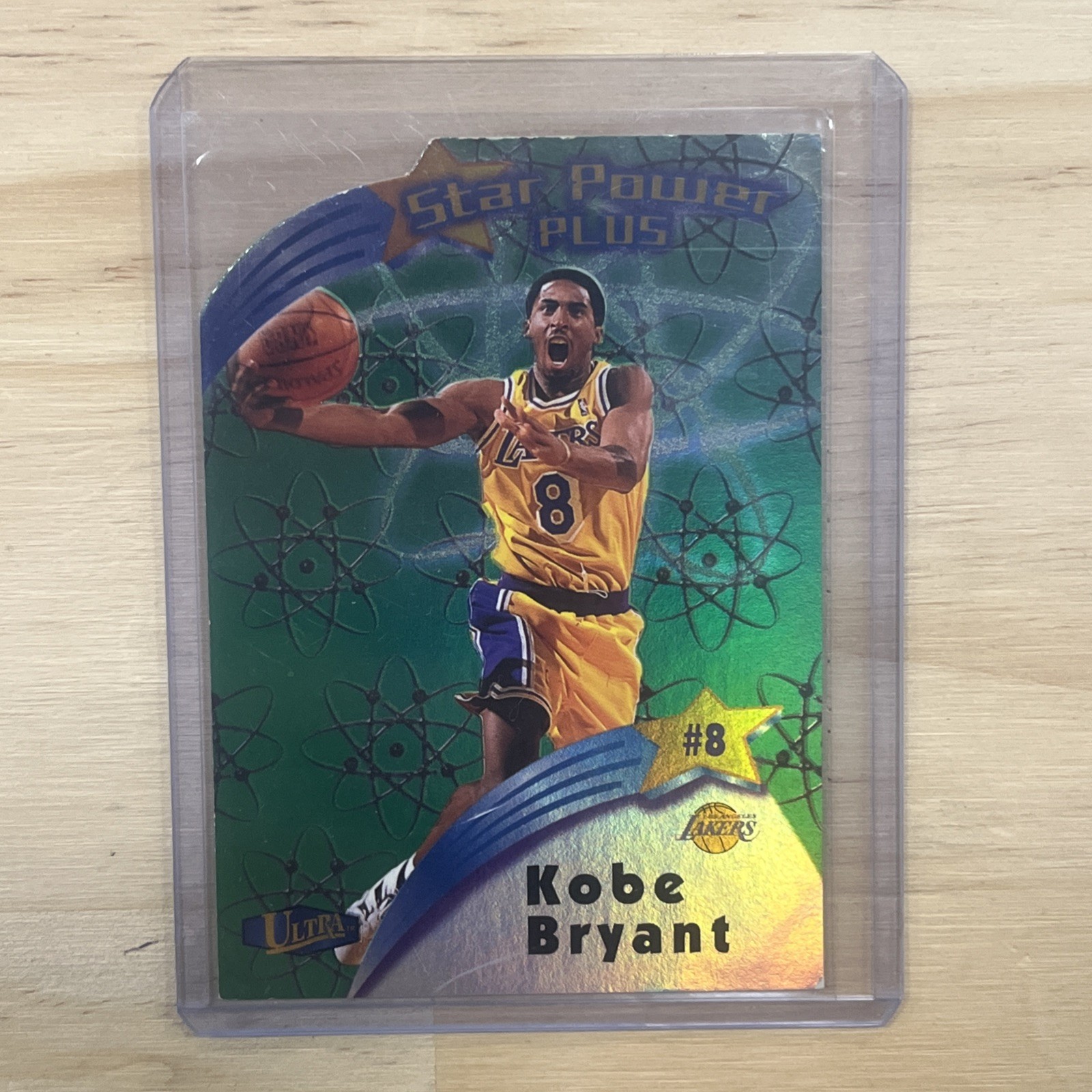 KOBE BRYANT 1997-98 Fleer Ultra Star Power Plus #3 of /20 Short Print Green