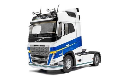 SOLIDO S2400106 VOLVO TRUCKS FH16 GLOBETROTTER XL WHITE GÖTEBORG 2019 1/24