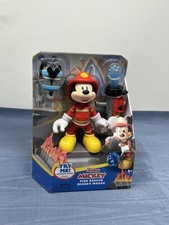 Disney Junior Fire Rescue Mickey Mouse Articulated 6-inch Figure  Accessories