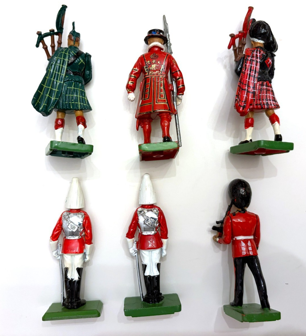W Britains Toy Soldiers 1990 (Set of 7) - Scots Guard, Beefeater, Life Guards
