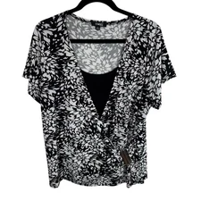 Elementz Women's Top Blouse Size 2X Black/White Print Short Sleeves