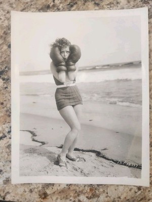 CLARA BOW Original Photo Beach  PORTRAIT Rare '20s Unseen Before Swimsuit